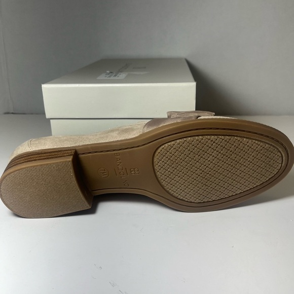 Bandolino
Women's Lindio Bow Detail Slip On Loafers size 7 - Picture 9 of 10